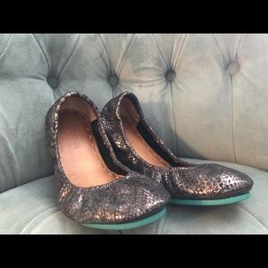 Drago Tieks, perfect and omg so beautiful :)